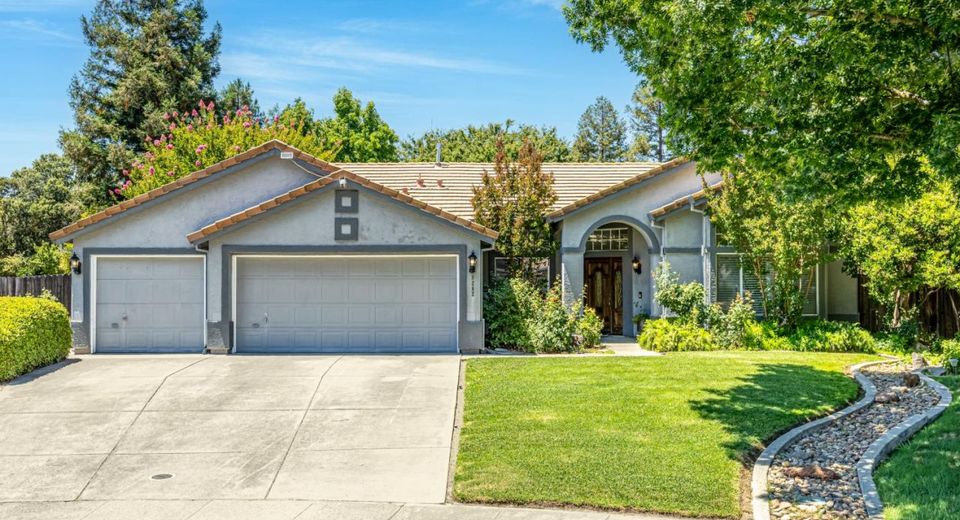 9282 Dever Cir, Elk Grove, CA 95624 Photo