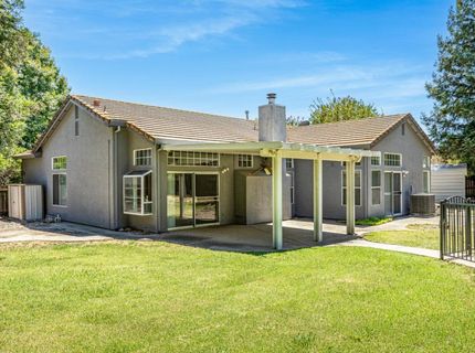 9282 Dever Cir, Elk Grove, CA 95624 Photo
