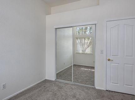 9282 Dever Cir, Elk Grove, CA 95624 Photo