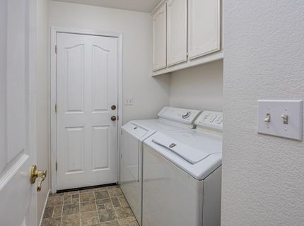 9282 Dever Cir, Elk Grove, CA 95624 Photo