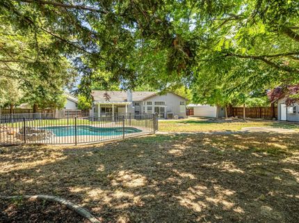 9282 Dever Cir, Elk Grove, CA 95624 Photo