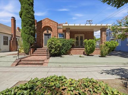 816 Alhambra Blvd, Sacramento, CA 95816 Photo