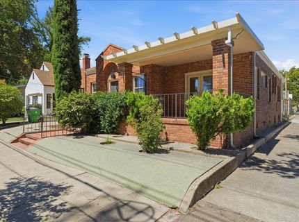 816 Alhambra Blvd, Sacramento, CA 95816 Photo