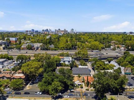 816 Alhambra Blvd, Sacramento, CA 95816 Photo