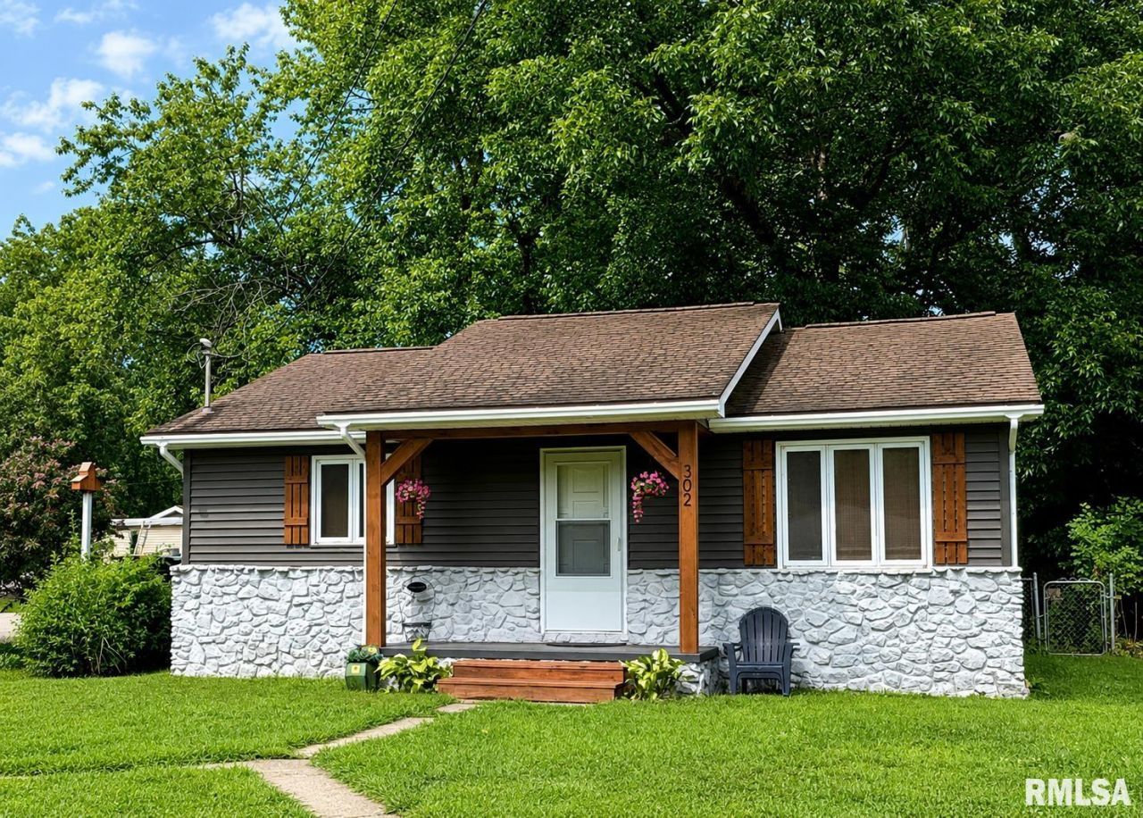 302 S Sims Street, Royalton, IL 62983 Main Photo