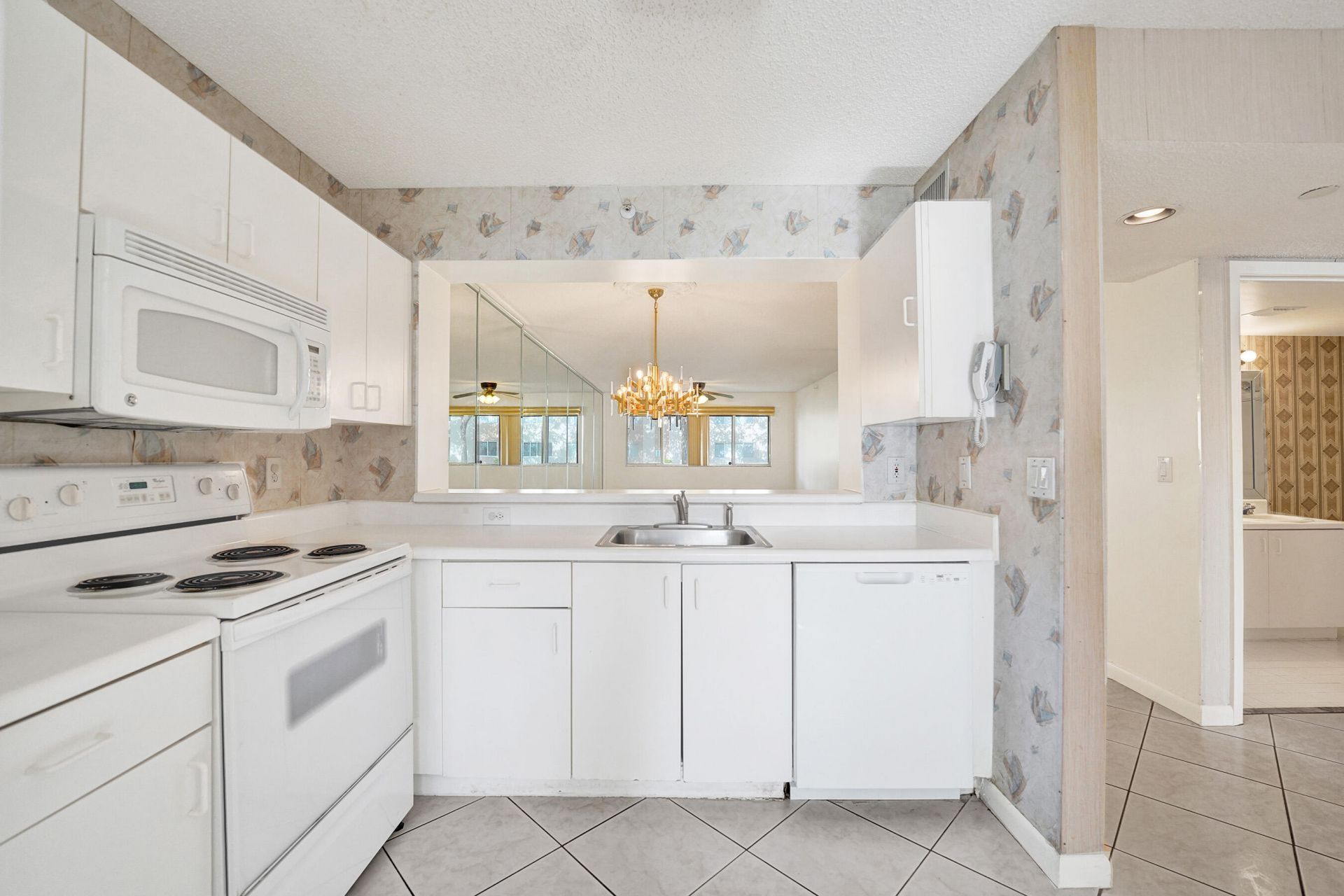 9580 Weldon Circle, Unit K109, Tamarac, FL 33321 Photo
