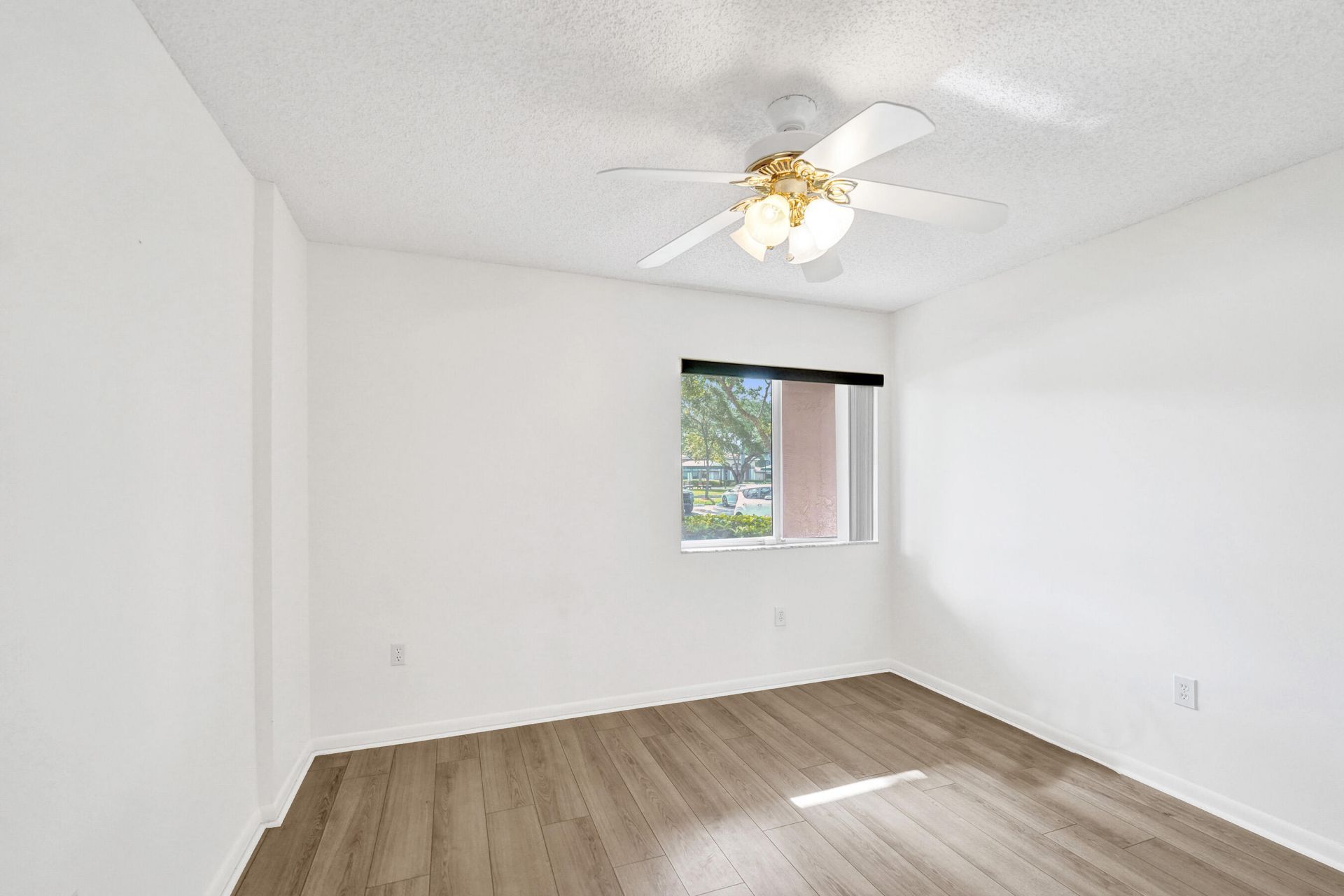 9580 Weldon Circle, Unit K109, Tamarac, FL 33321 Photo