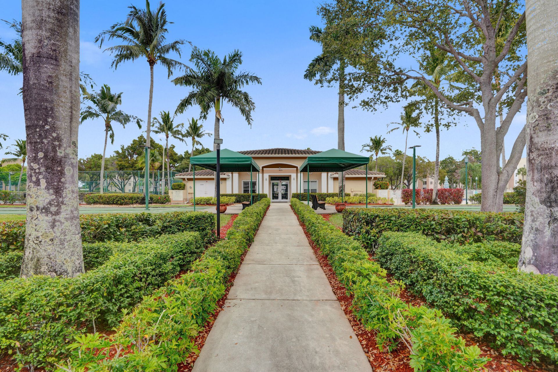 9580 Weldon Circle, Unit K109, Tamarac, FL 33321 Photo