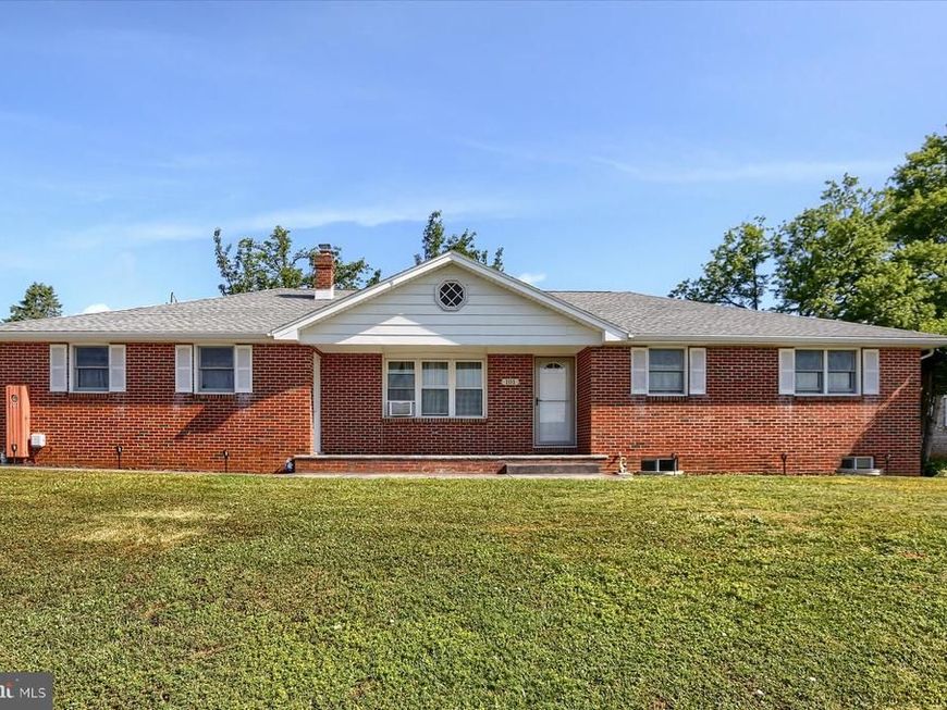 101 Raypaula Drive, Shrewsbury, PA 17361 Main Photo