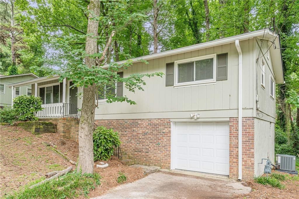 2381 Melody Lane Nw, Kennesaw, GA 30152 Main Photo
