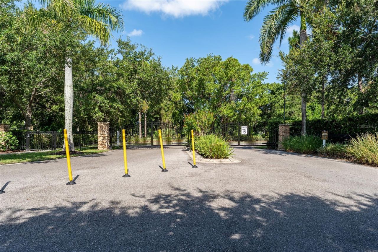 1346 Grantham Drive, Sarasota, FL 34234 Photo