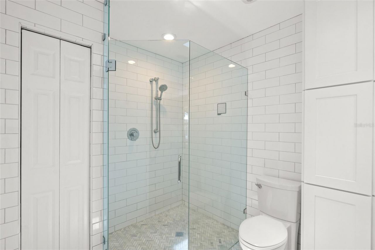 319 Bearded Oaks Circle, Sarasota, FL 34232 Photo
