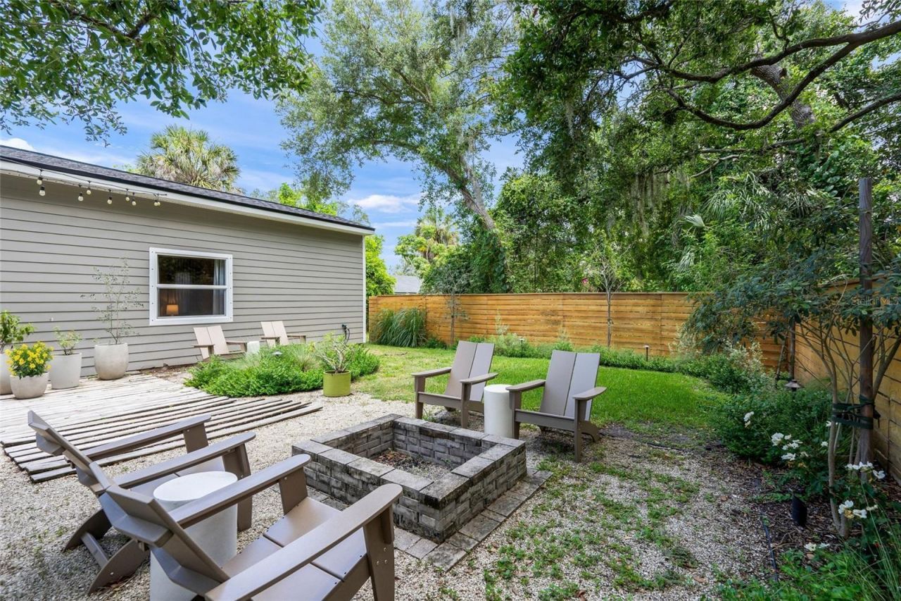 319 Bearded Oaks Circle, Sarasota, FL 34232 Photo
