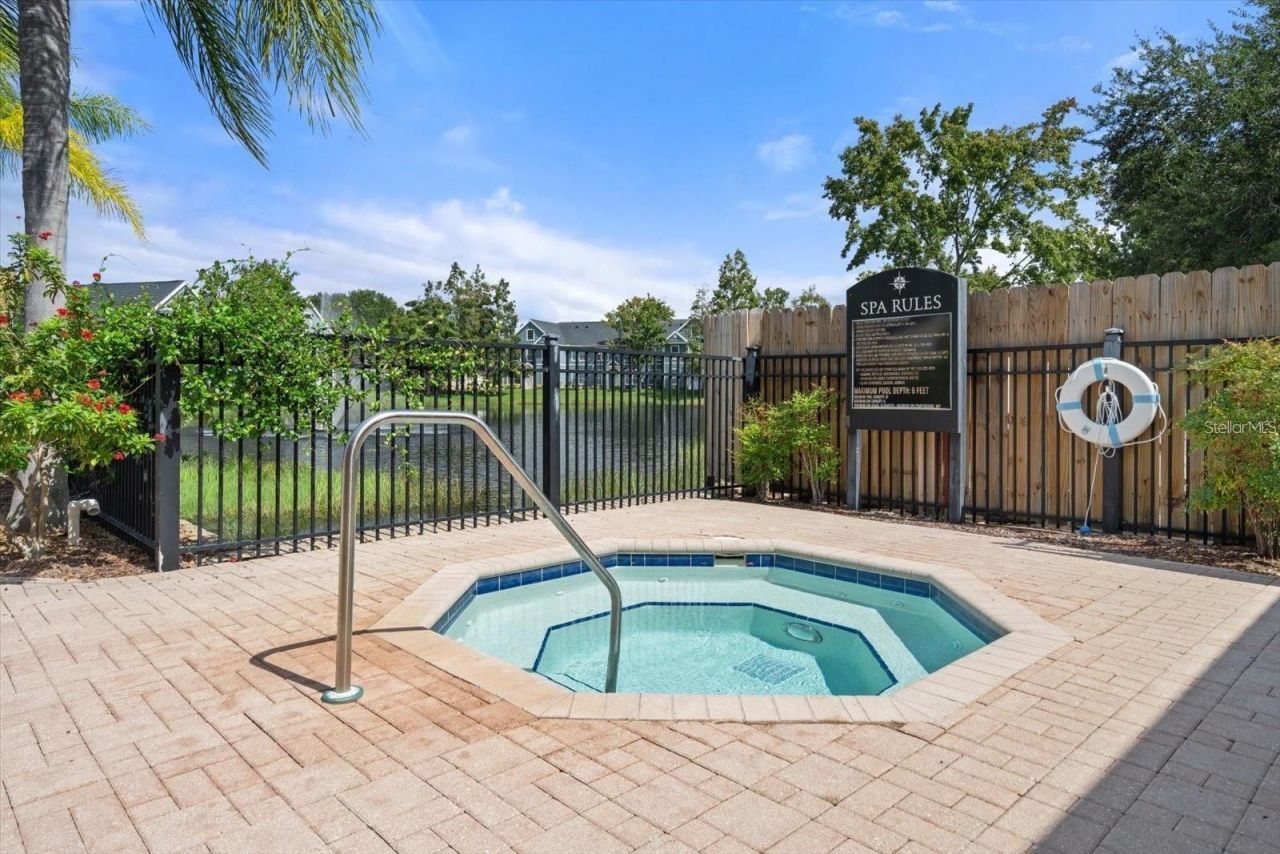 5591 Rosehill Road, Unit 104, Sarasota, FL 34233 Photo
