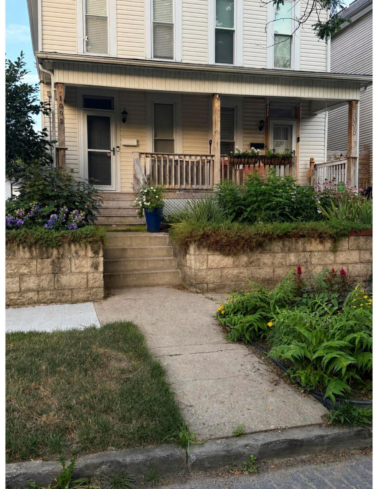 1092 Oregon Avenue, Columbus, OH 43201 Main Photo