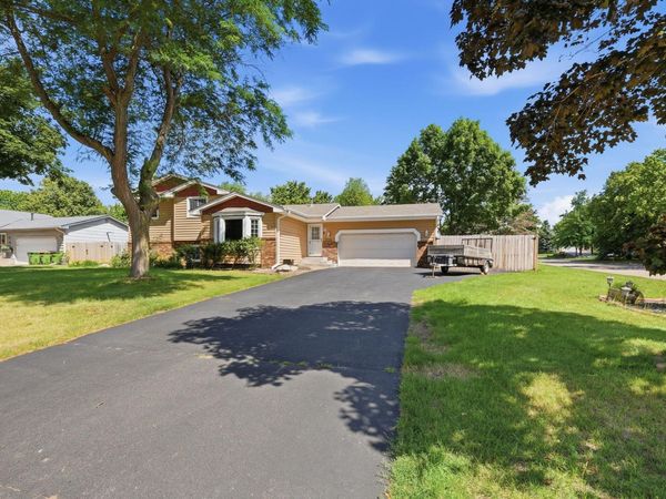 1725 129th Lane NW, Coon Rapids, MN 55448