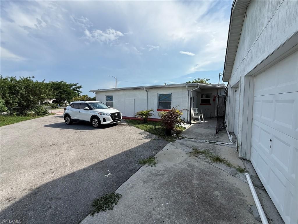 35 Andora St, Lehigh Acres, FL 33936 Photo