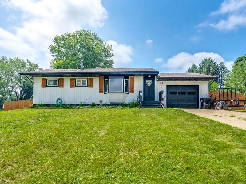 1014 Lillian Street SW, Canton, OH 44706 Photo 2