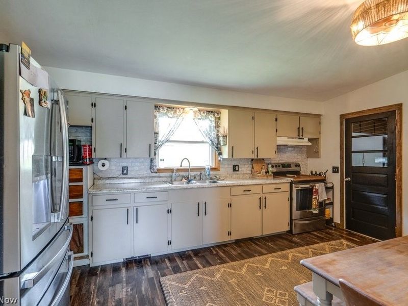 1014 Lillian Street SW, Canton, OH 44706 Photo 8