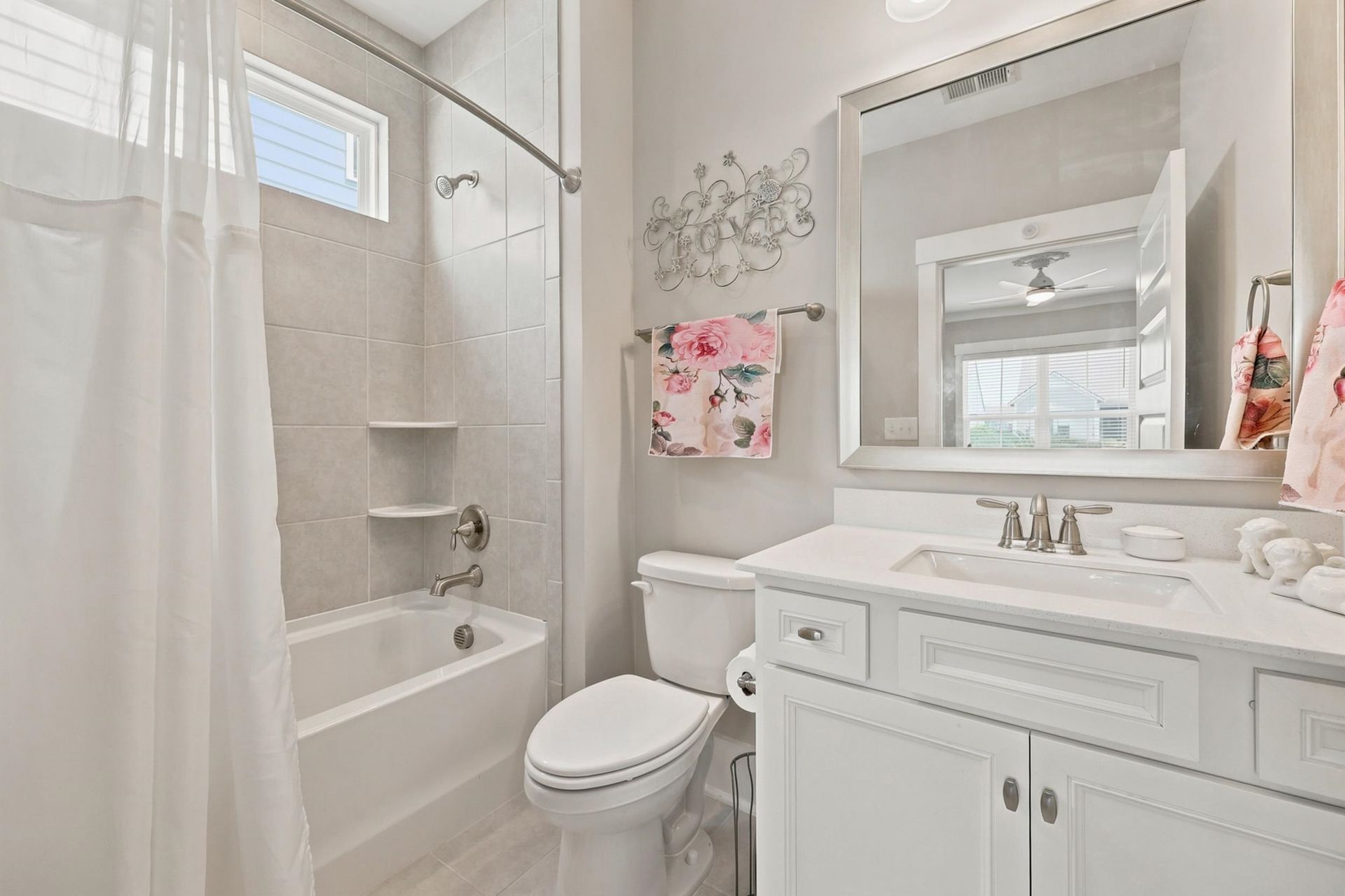 1200 Arezzo Ave. Photo 23