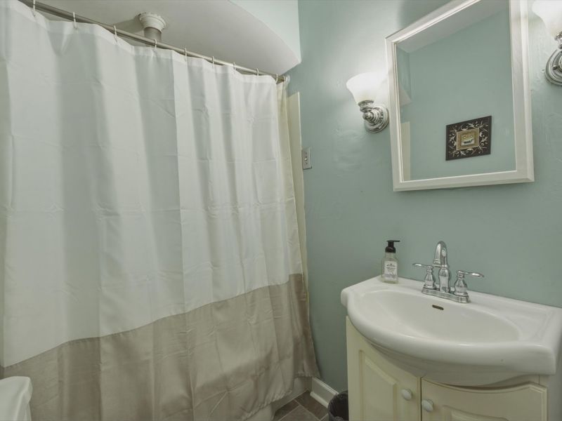 136 N Ewing Street , Lancaster, OH 43130 Photo 21