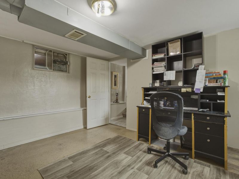 136 N Ewing Street , Lancaster, OH 43130 Photo 25