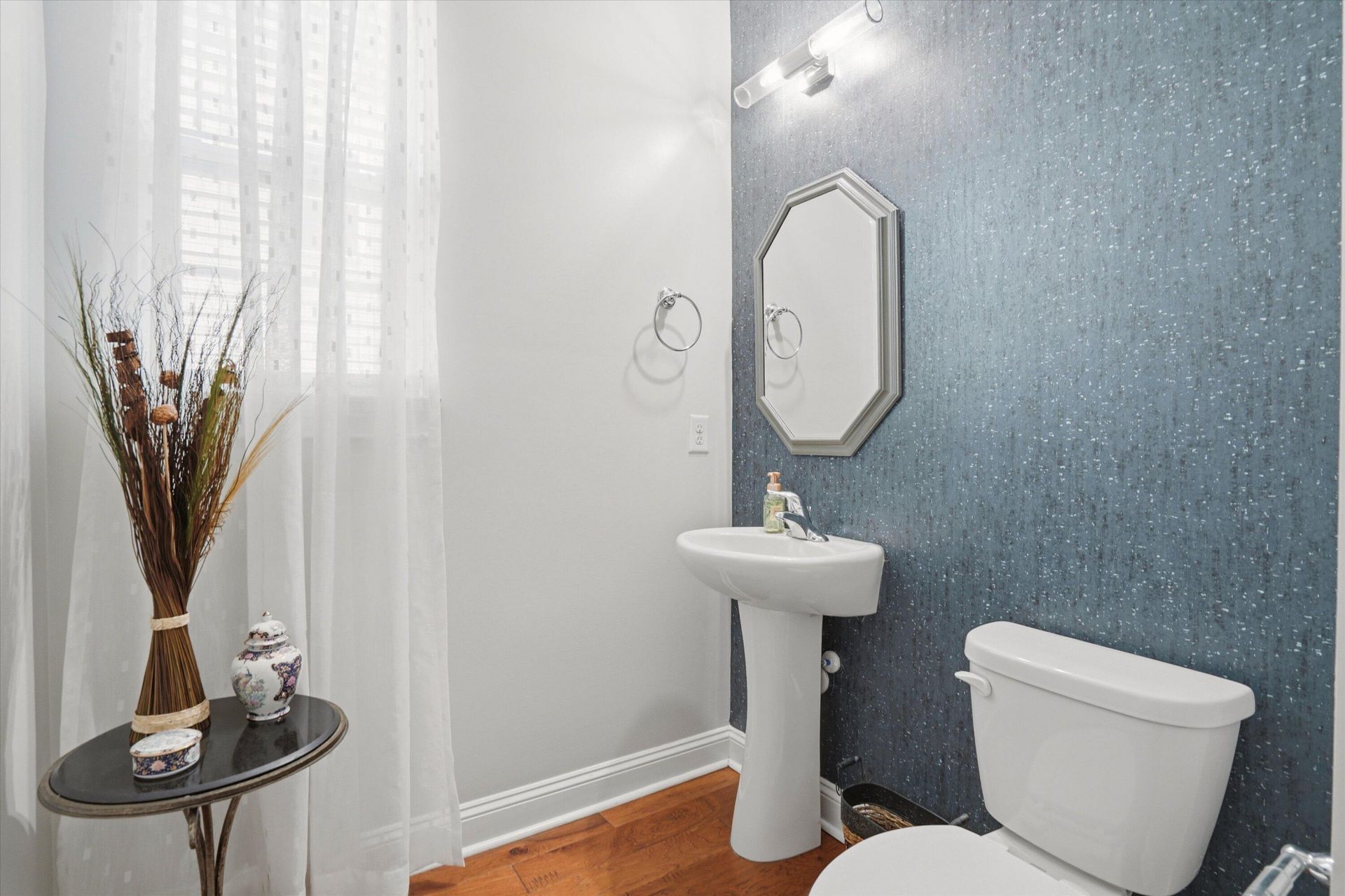 268 Spectrum Road Photo 25