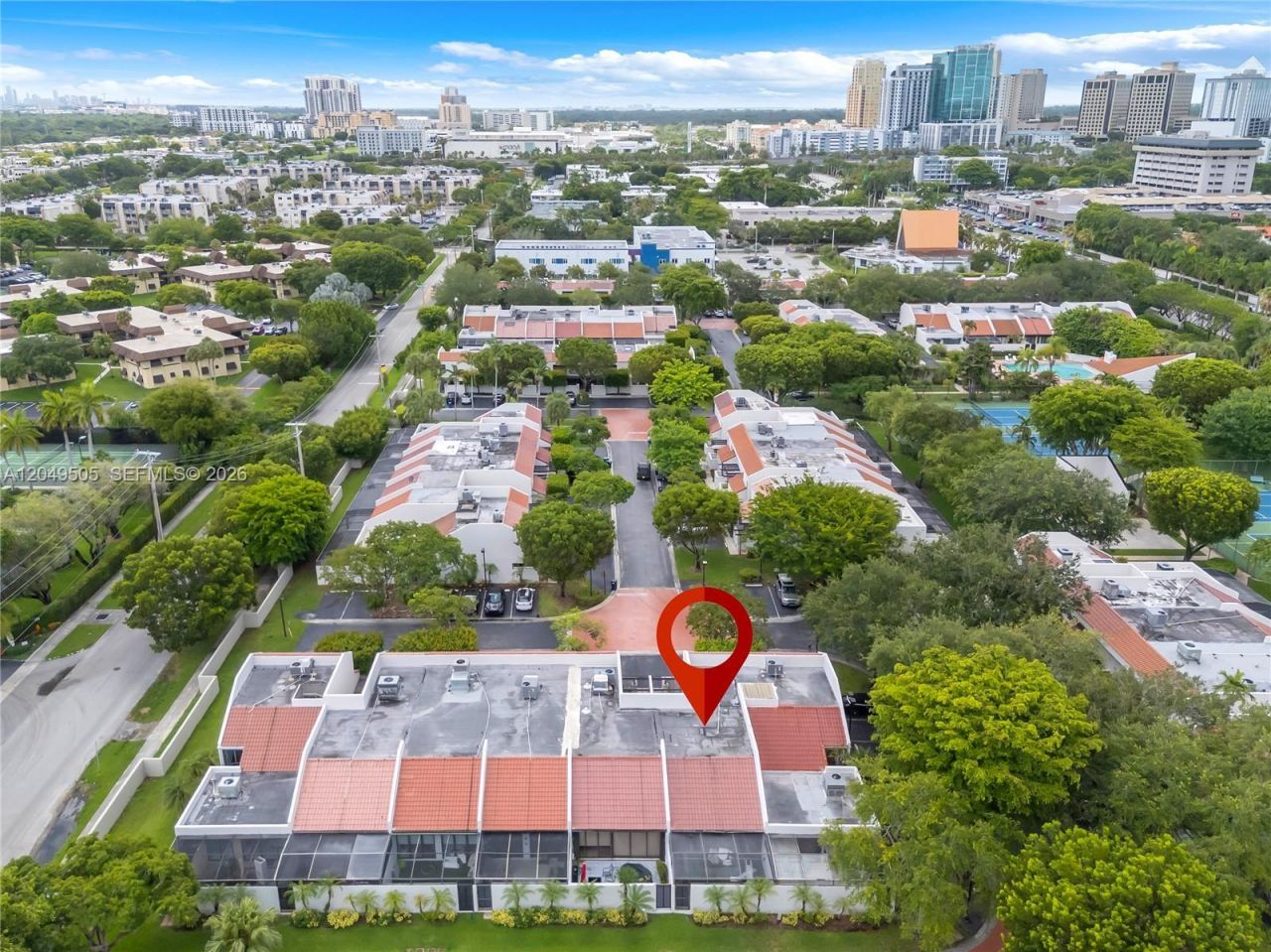 8087 SW 86th Ter, Miami, FL 33143 Photo