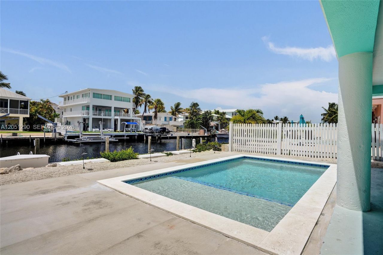 107 Valencia Dr , Islamorada, FL 33036 Photo
