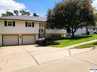4029 N 93 Street, Omaha, NE 68134