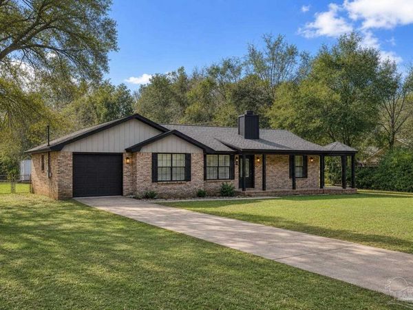 5279 Willard Norris Rd, Milton, FL 32570