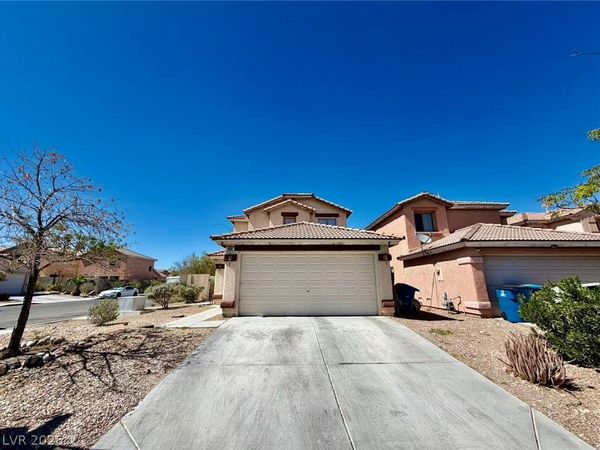 4832 Thackerville Avenue , Las Vegas, NV 89139