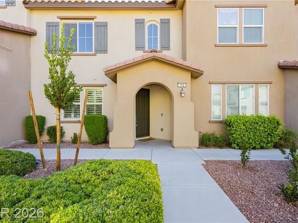 11368 Belmont Lake Drive, Unit 102, Las Vegas, NV 89135