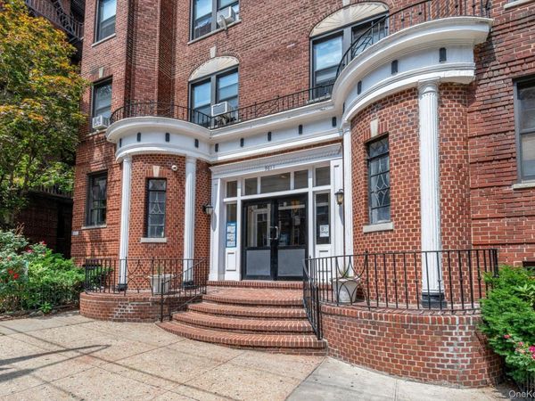 96-11 65 Road , Unit 305, Rego Park, NY 11374