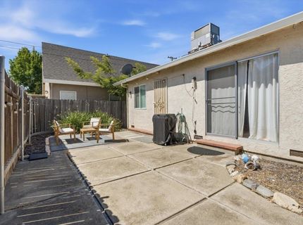 2195 57th St, Sacramento, CA 95817 Photo