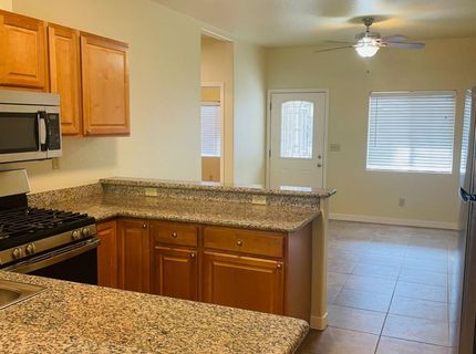 2195 57th St, Sacramento, CA 95817 Photo