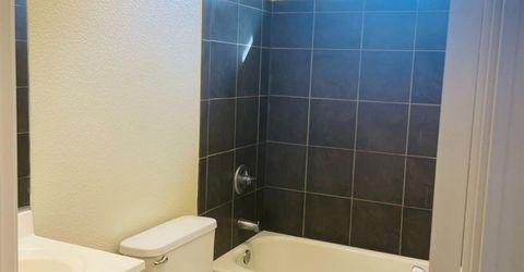 2195 57th St, Sacramento, CA 95817 Photo