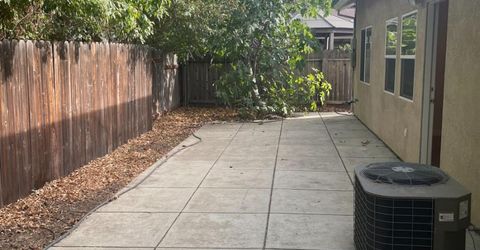 2195 57th St, Sacramento, CA 95817 Photo