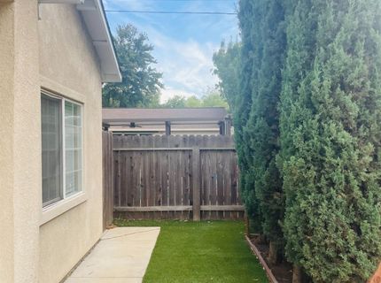 2195 57th St, Sacramento, CA 95817 Photo