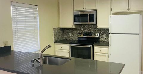 2195 57th St, Sacramento, CA 95817 Photo