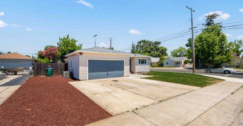 1241 S Hutchins St, Lodi, CA 95240 Photo