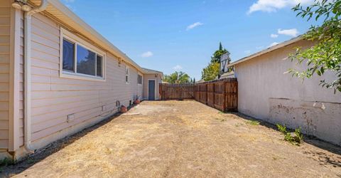 1241 S Hutchins St, Lodi, CA 95240 Photo