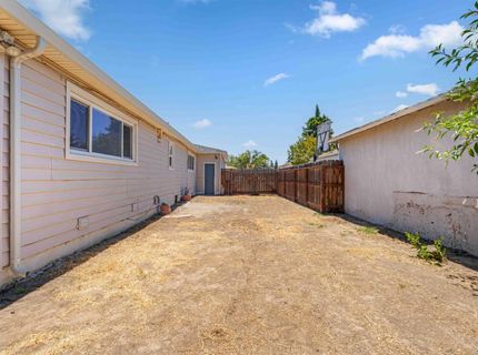 1241 S Hutchins St, Lodi, CA 95240 Photo