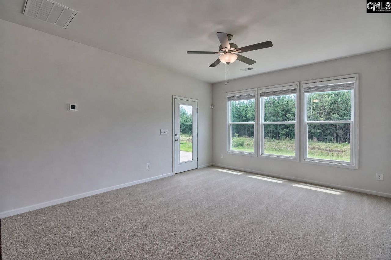 212 Savannah Wood Road Photo 7