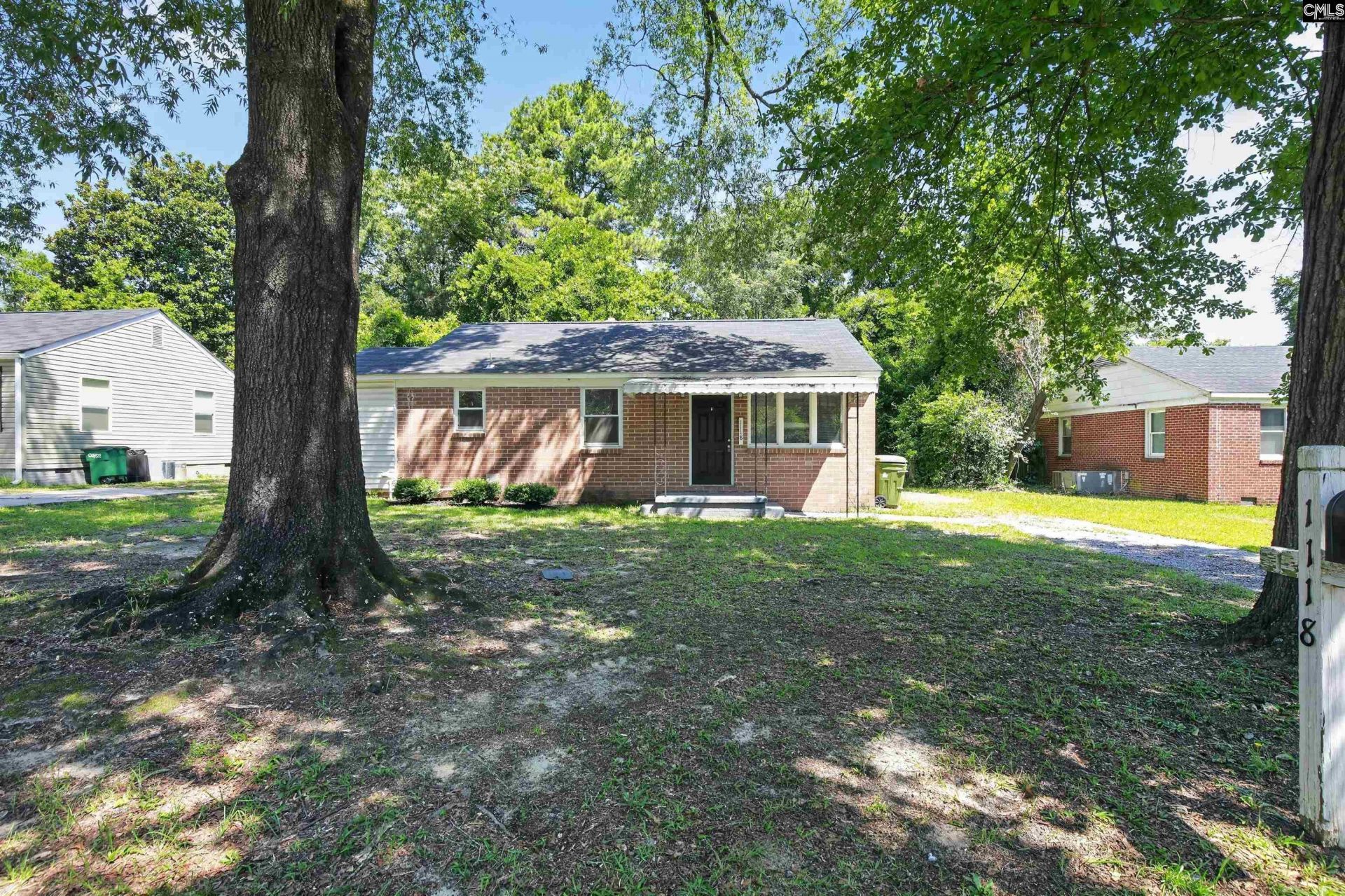 1118 Summerland Drive  Photo 5