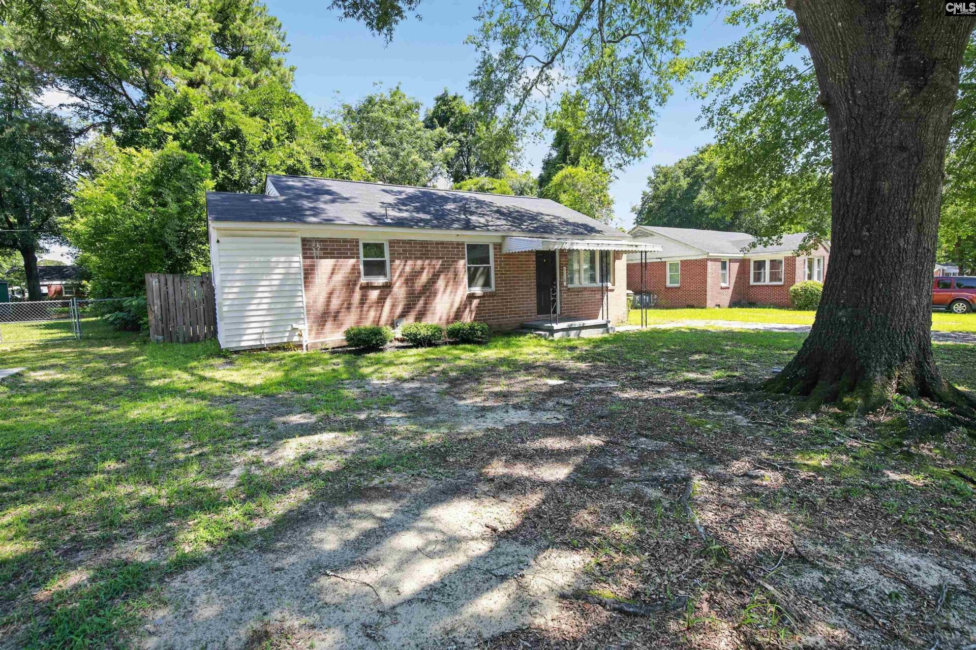 1118 Summerland Drive  Photo 6