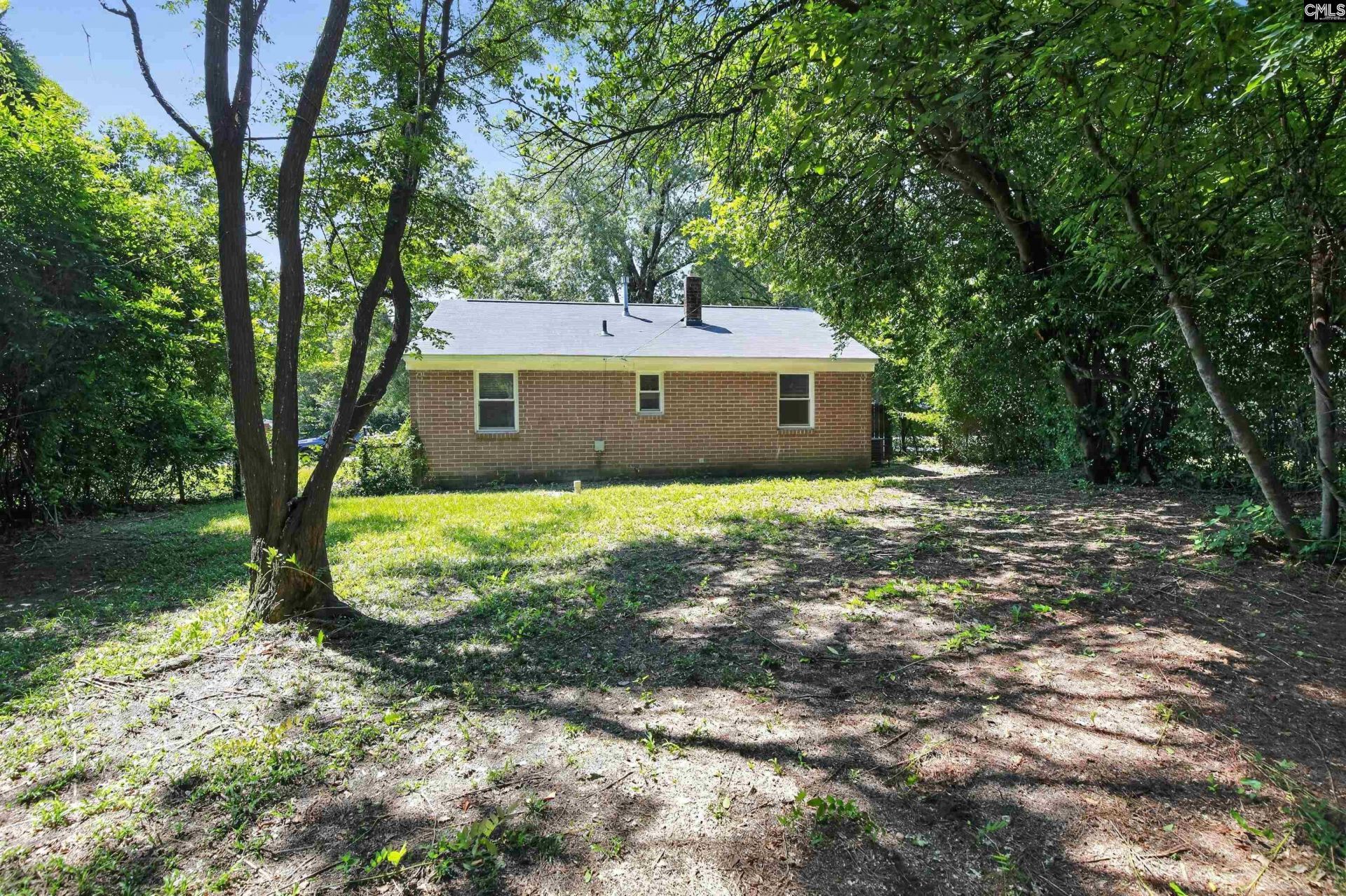 1118 Summerland Drive  Photo 7