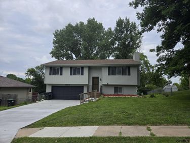 13612 Birchwood Avenue, Omaha, NE 68137