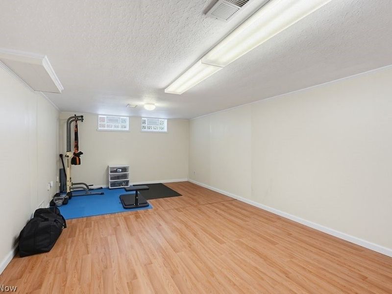 3890 Bethany Road, Cleveland, OH 44118 Photo 28