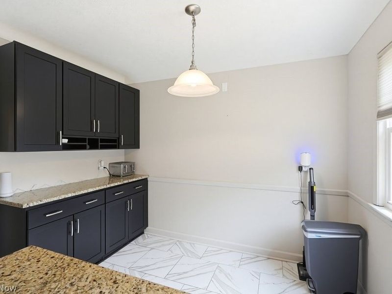 3890 Bethany Road, Cleveland, OH 44118 Photo 5